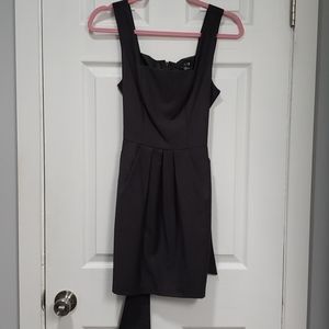 6/$20 Dark Grey Dress